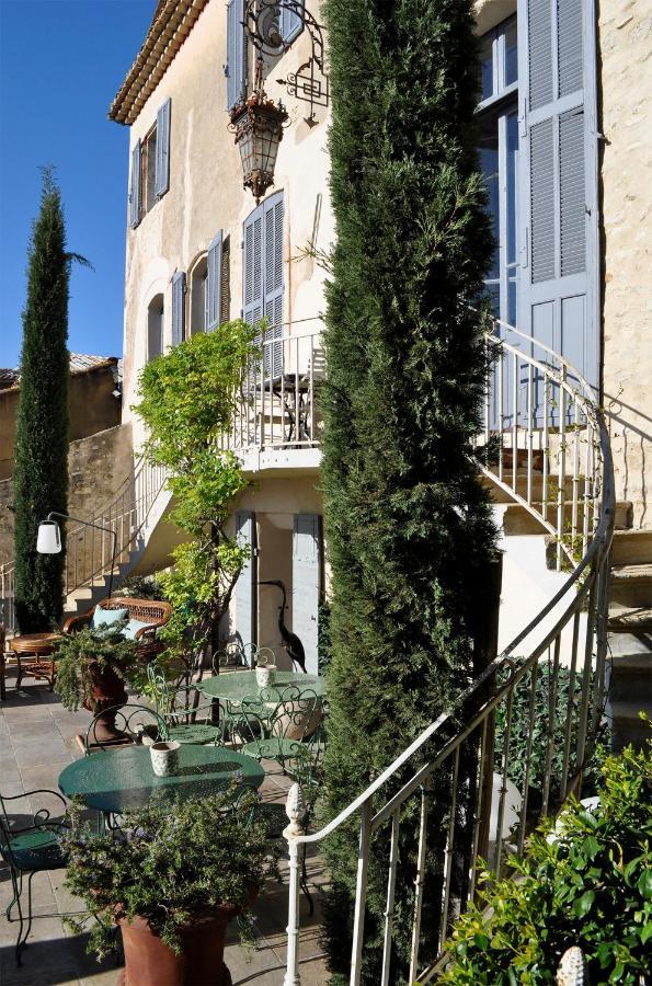 Châteauneuf-de-Gadagne Le Petit Chateau المظهر الخارجي الصورة