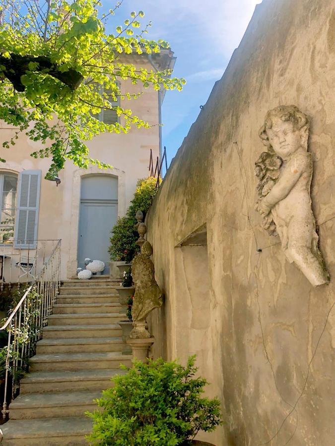 Châteauneuf-de-Gadagne Le Petit Chateau المظهر الخارجي الصورة