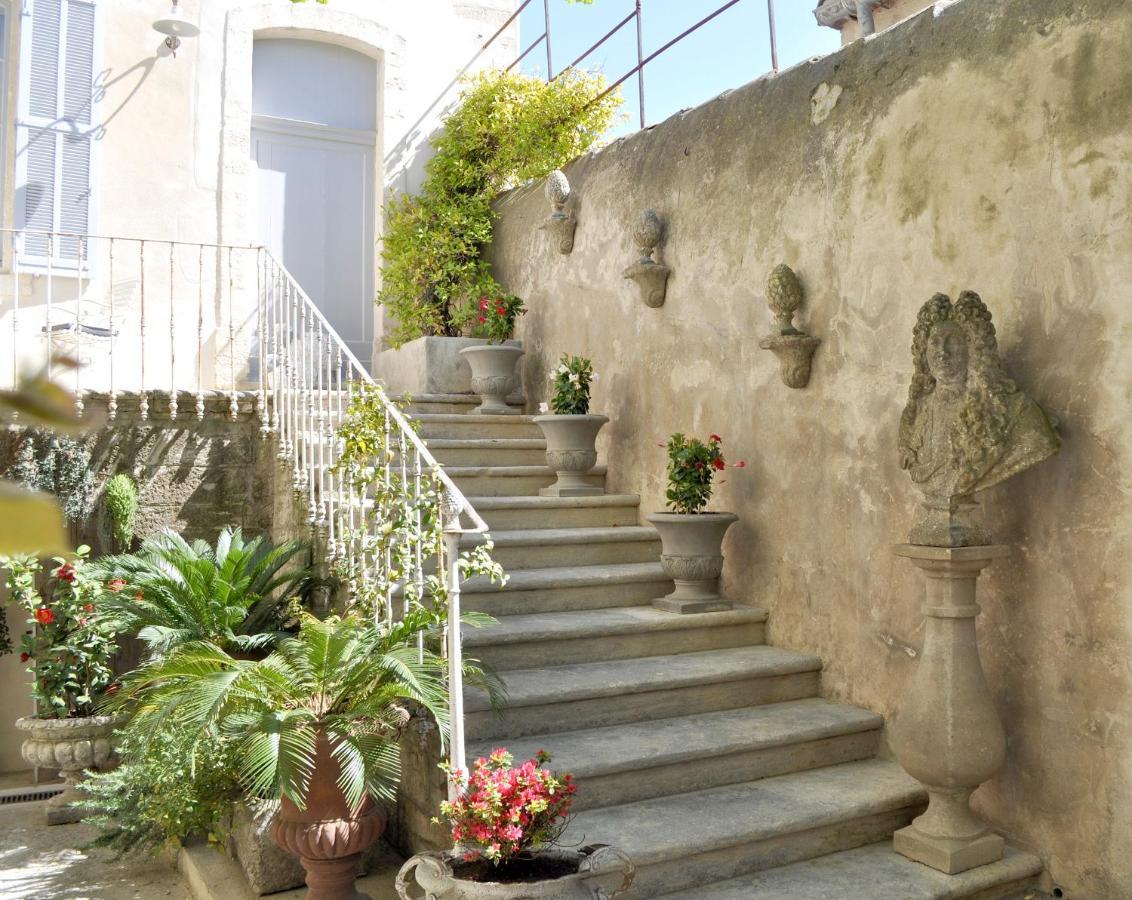 Châteauneuf-de-Gadagne Le Petit Chateau المظهر الخارجي الصورة